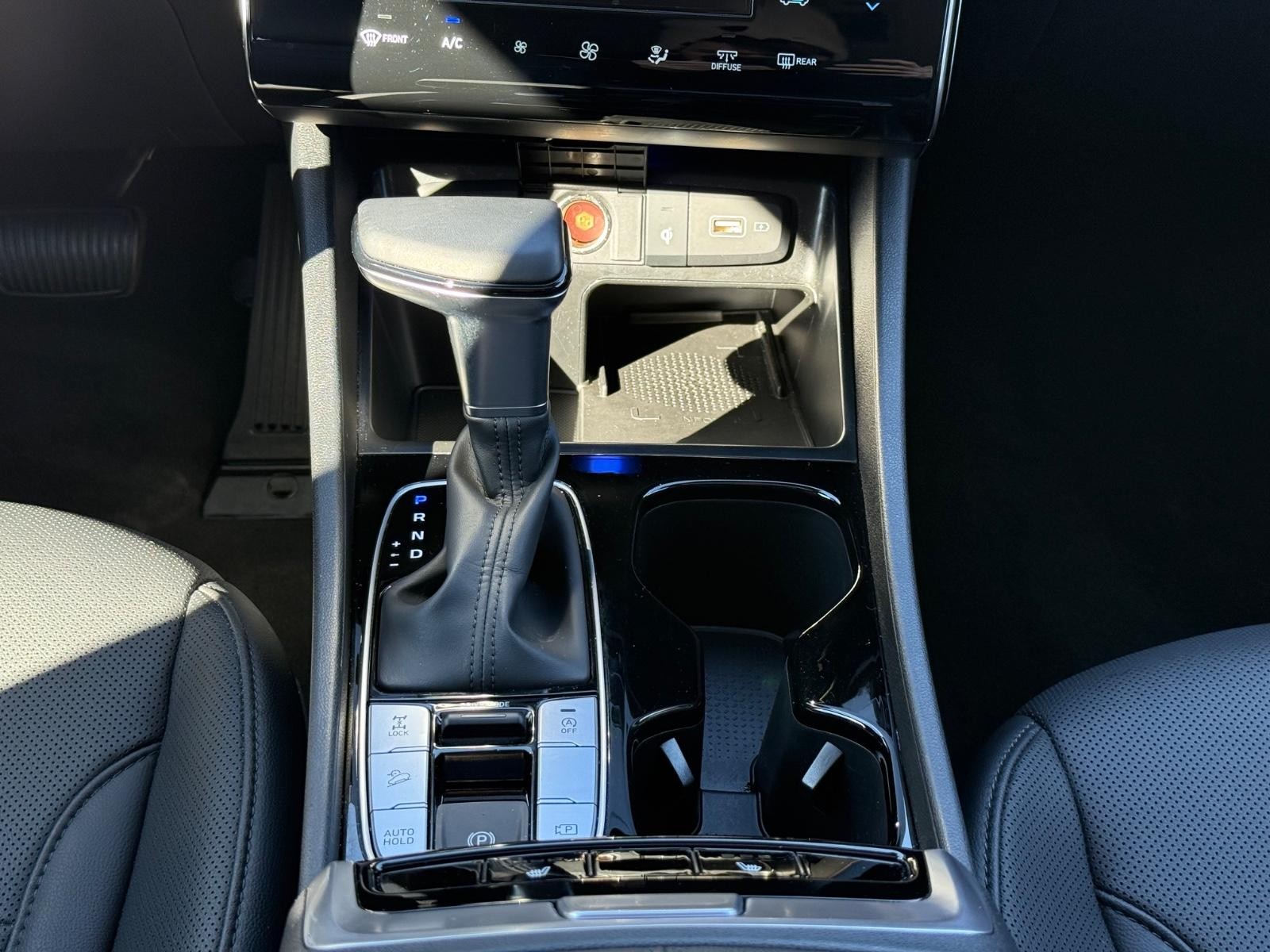 Hyundai Tucson Vehicle Image 13