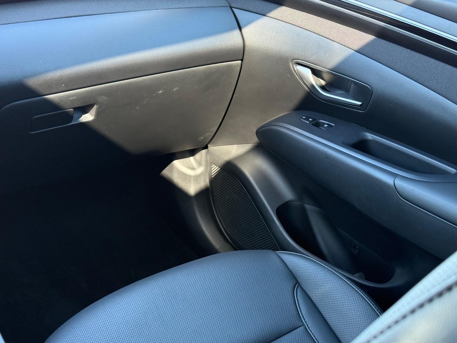 Hyundai Tucson Vehicle Image 15