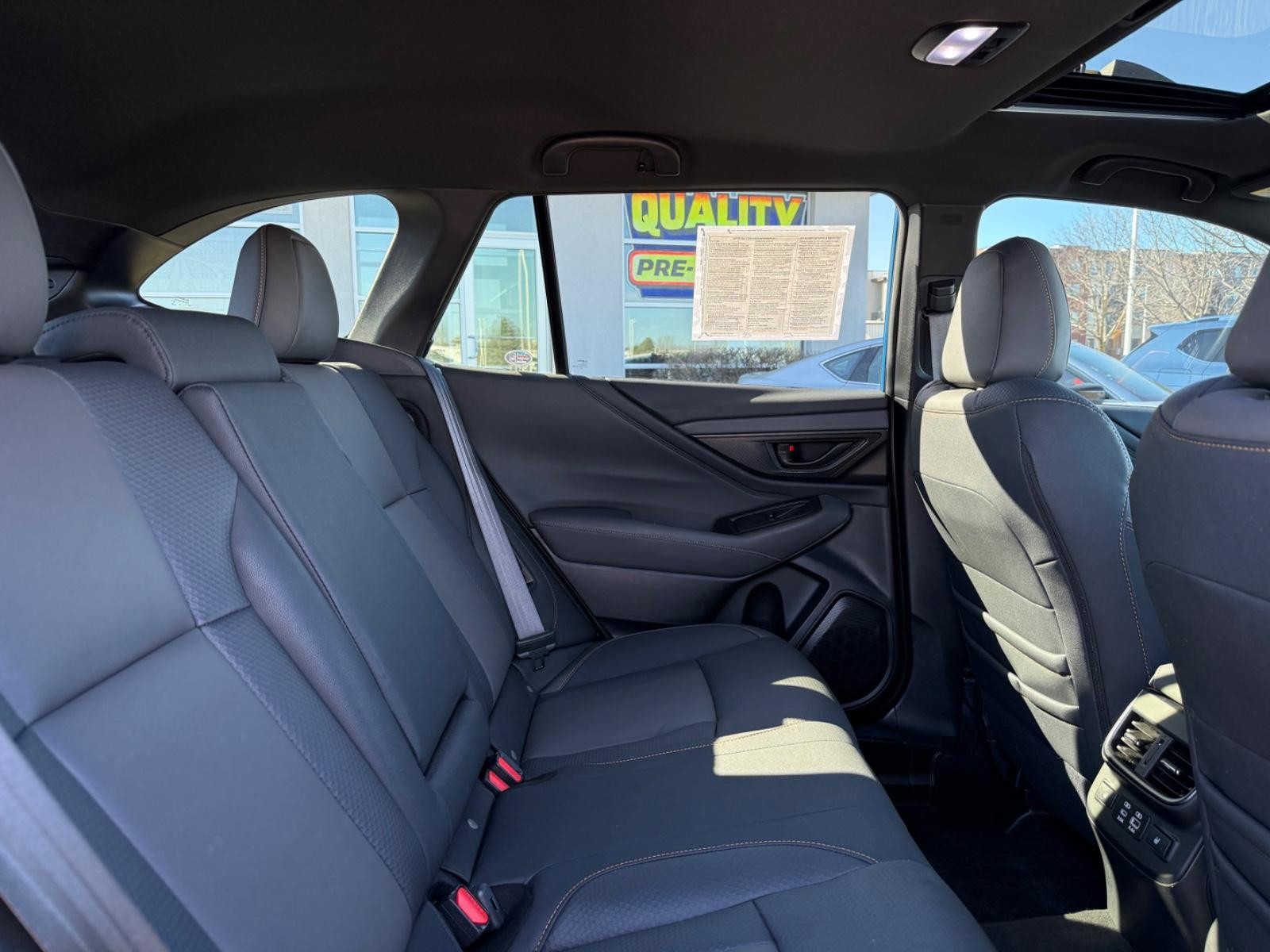 Subaru Outback Vehicle Image 10