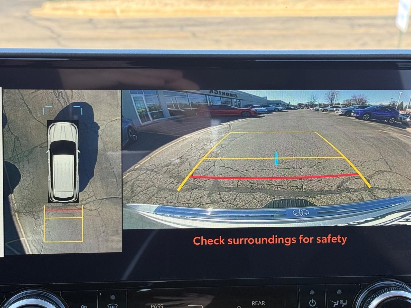 Toyota Highlander Vehicle Image 21