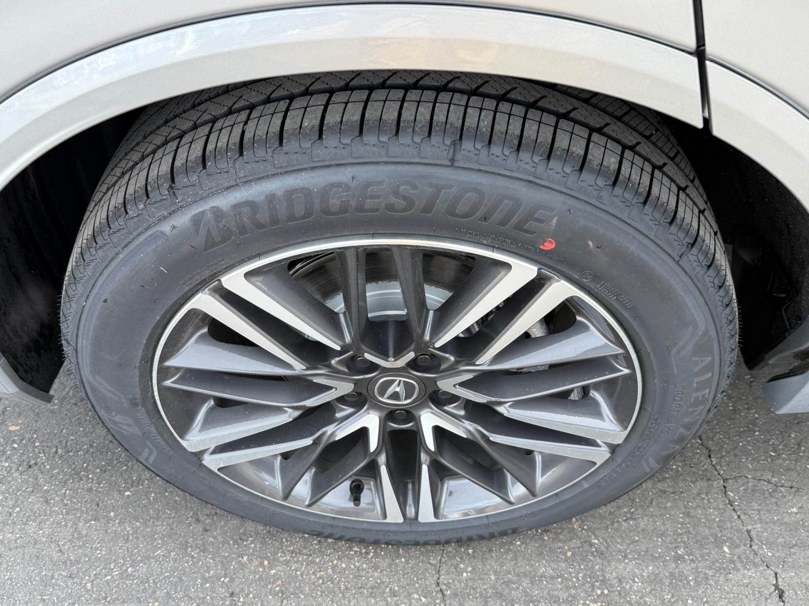 Acura MDX Vehicle Image 04