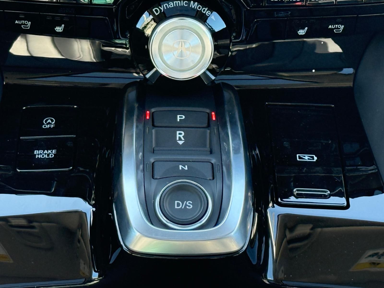 Acura MDX Vehicle Image 08