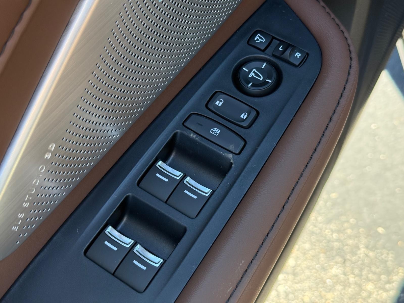 Acura RDX Vehicle Image 16