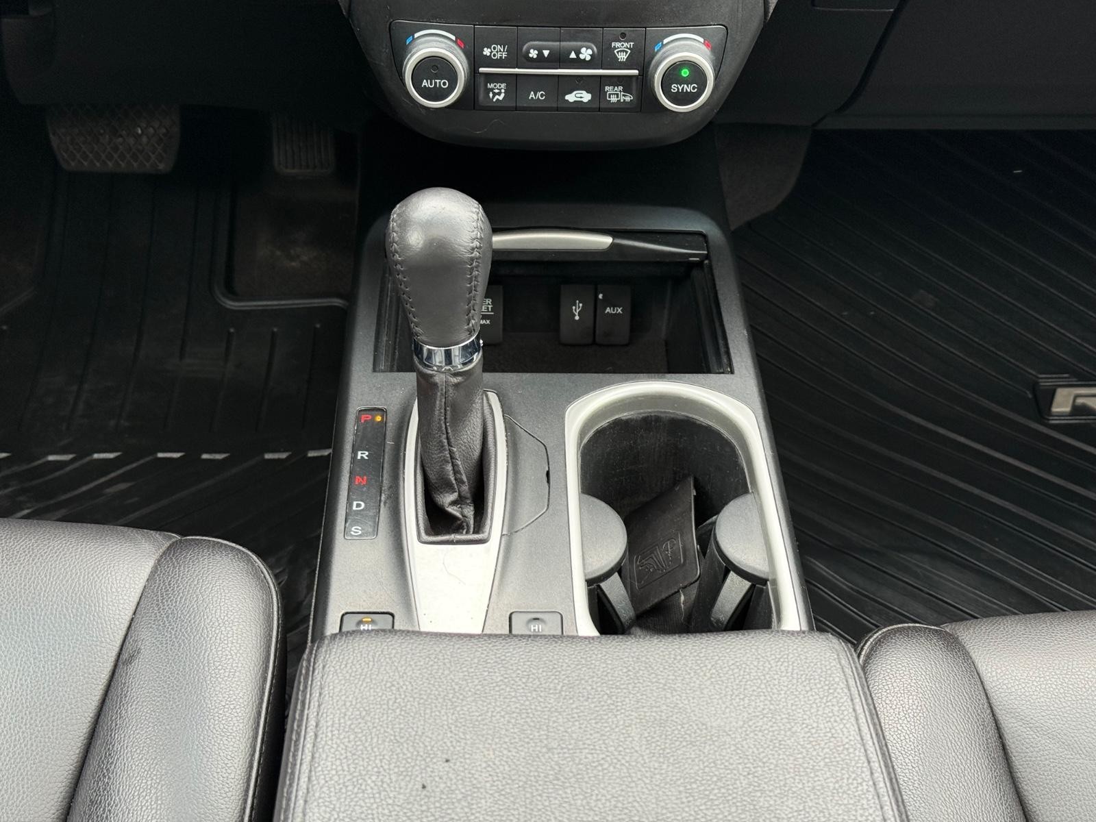 Acura RDX Vehicle Image 14