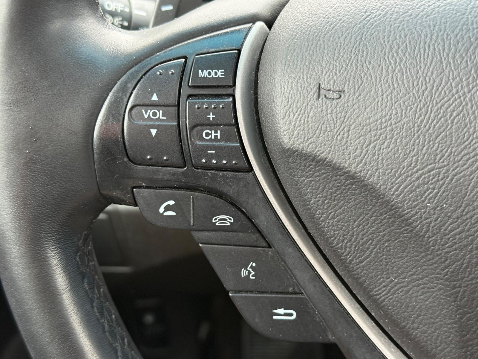 Acura RDX Vehicle Image 18