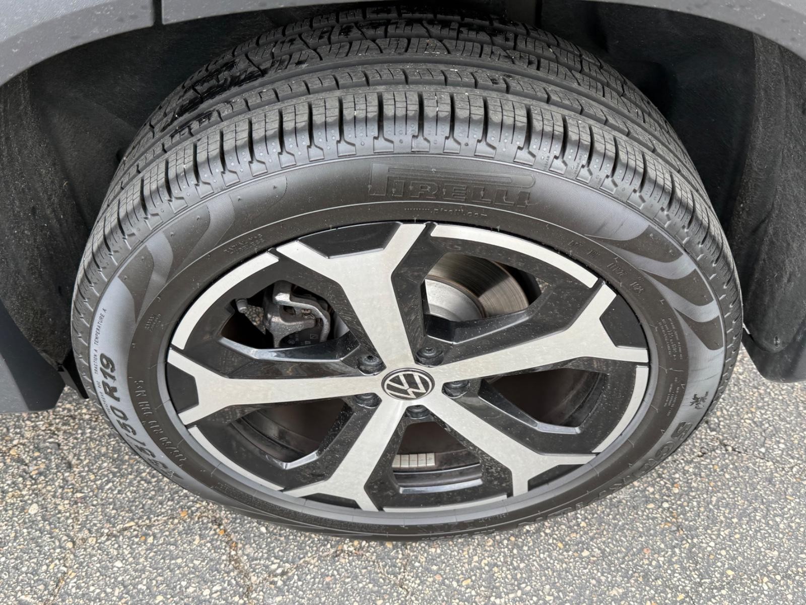 Volkswagen Tiguan Vehicle Image 07