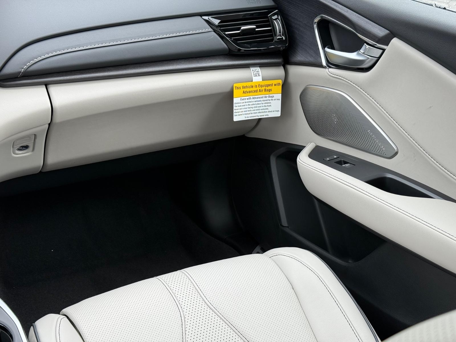 Acura RDX Vehicle Image 10