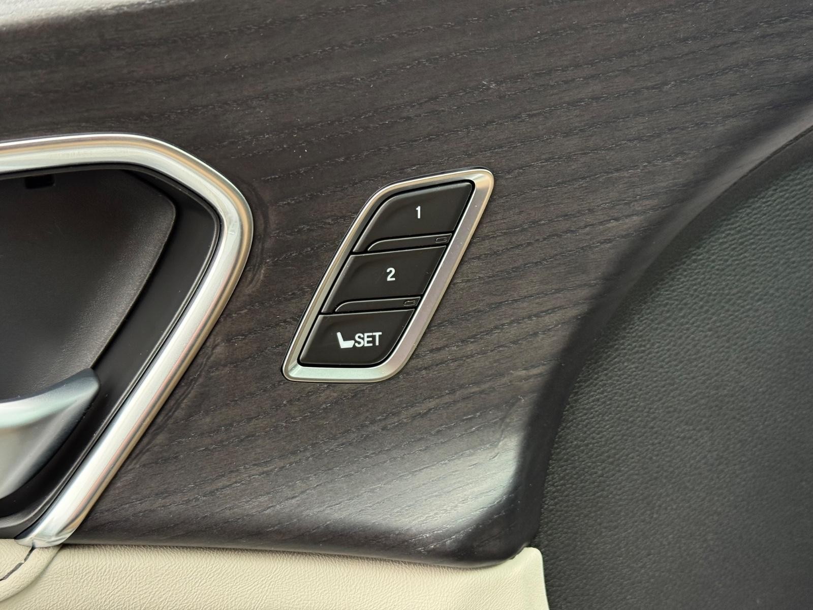 Acura RDX Vehicle Image 11