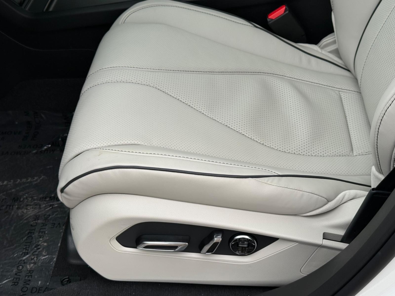 Acura RDX Vehicle Image 18