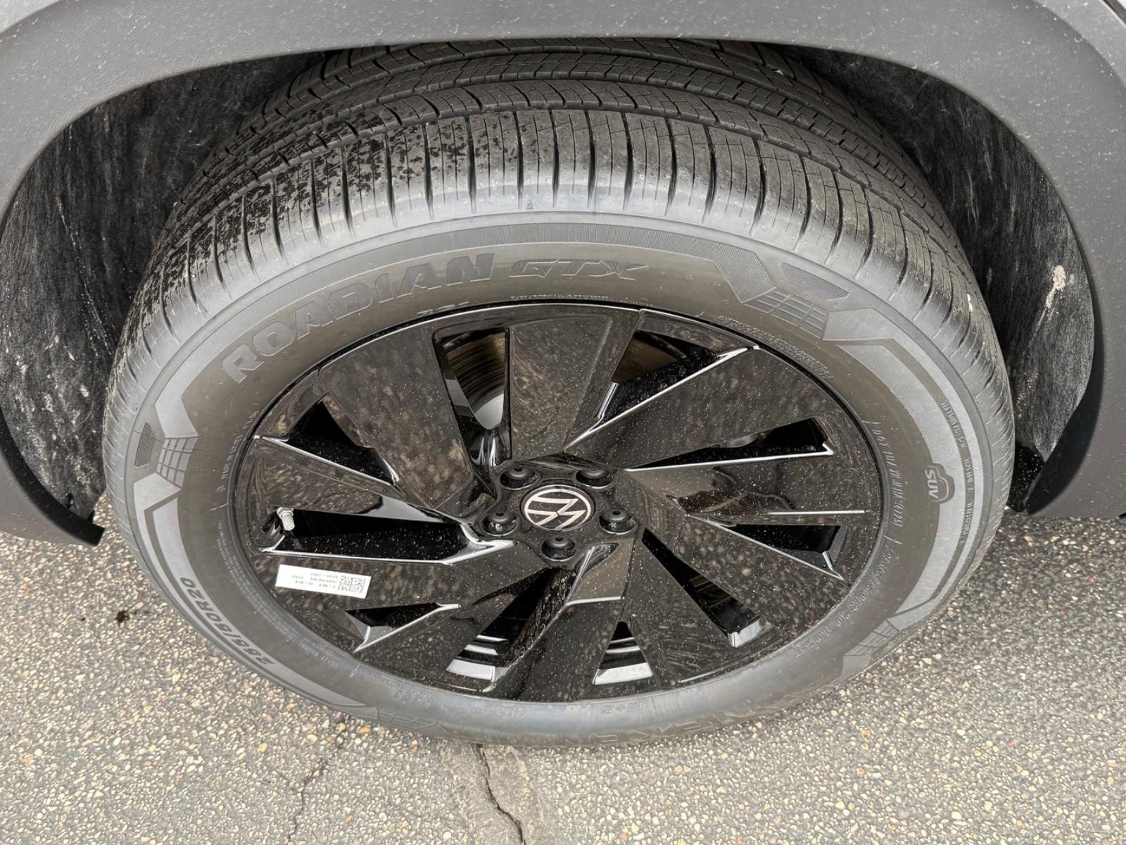 Volkswagen Atlas Vehicle Image 04