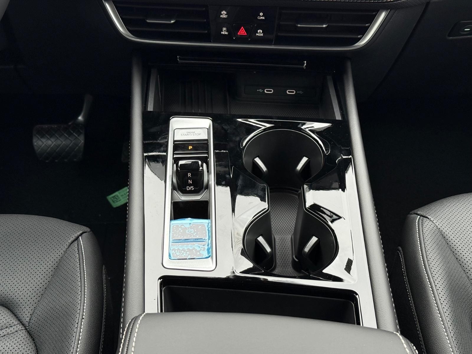 Volkswagen Atlas Vehicle Image 09