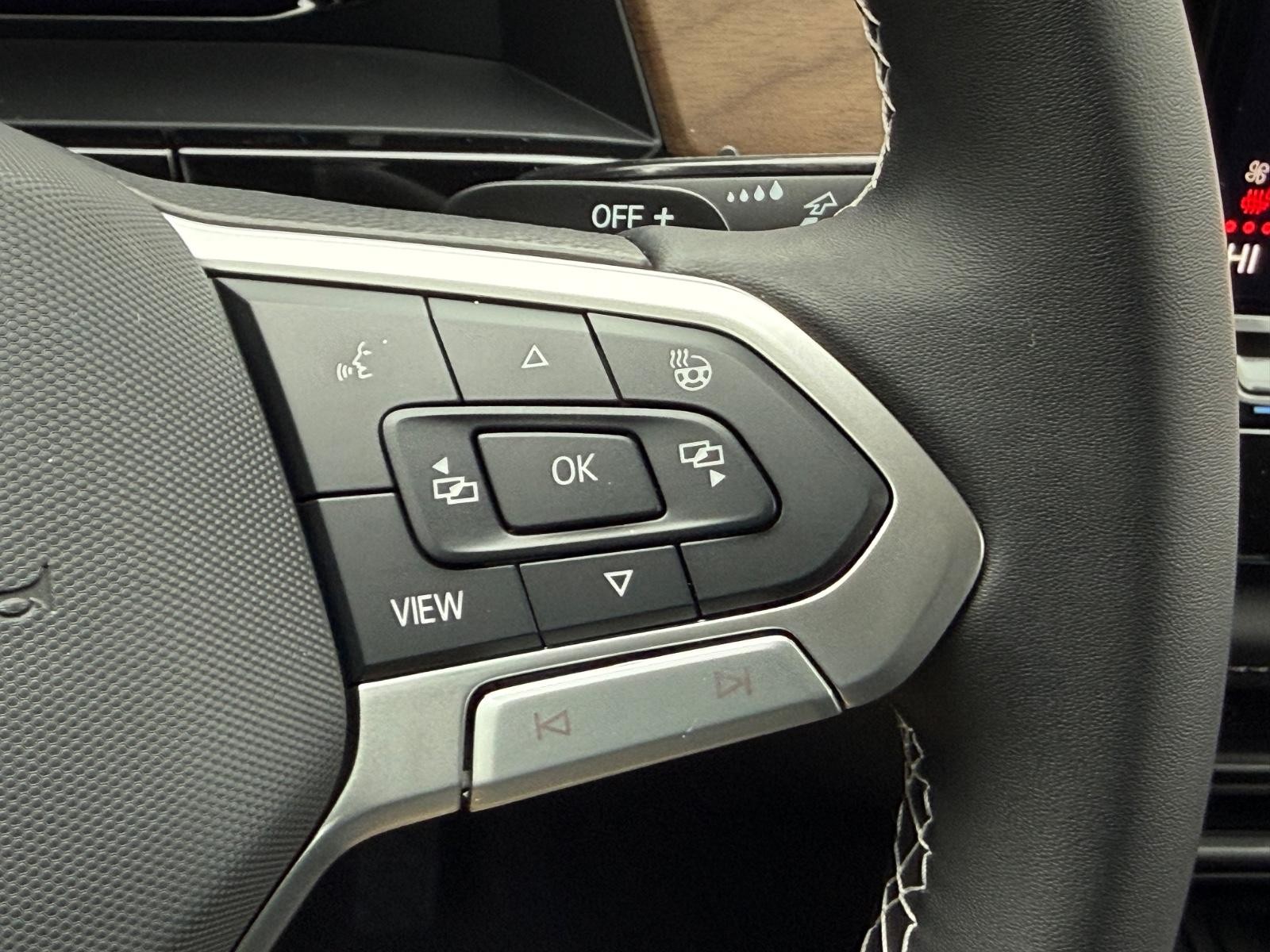 Volkswagen Atlas Vehicle Image 13