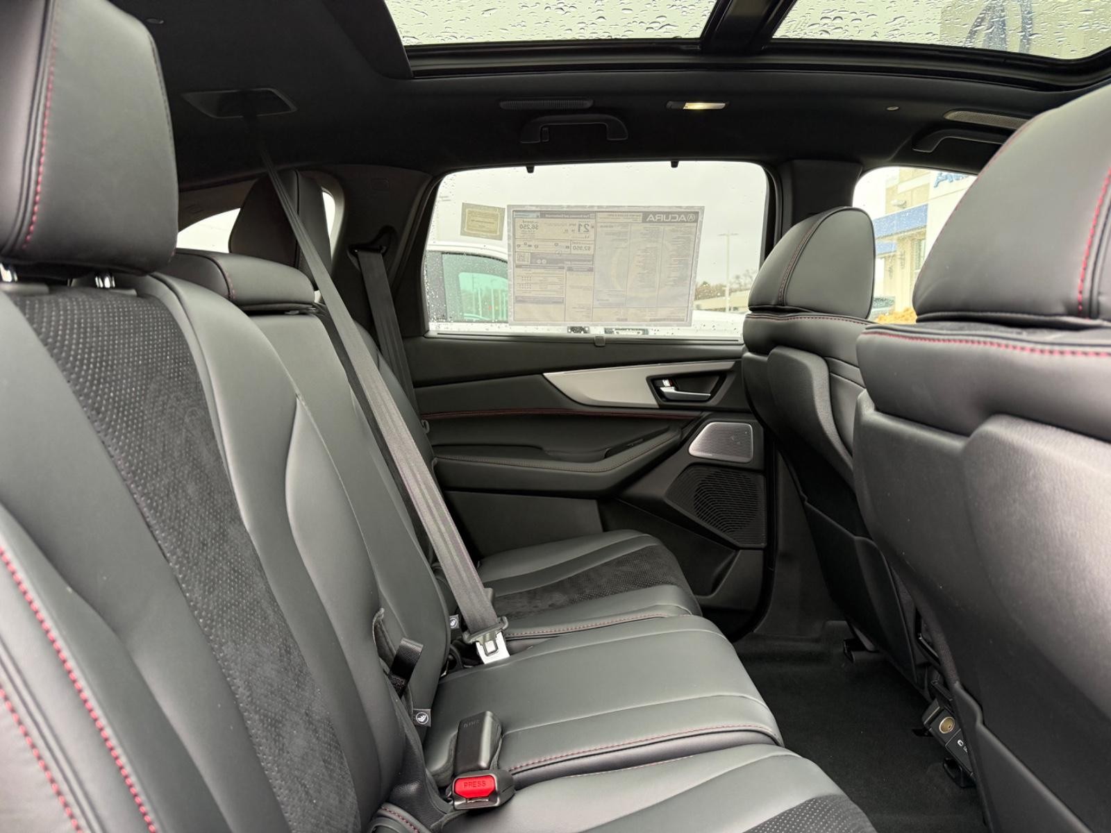 Acura MDX Vehicle Image 05