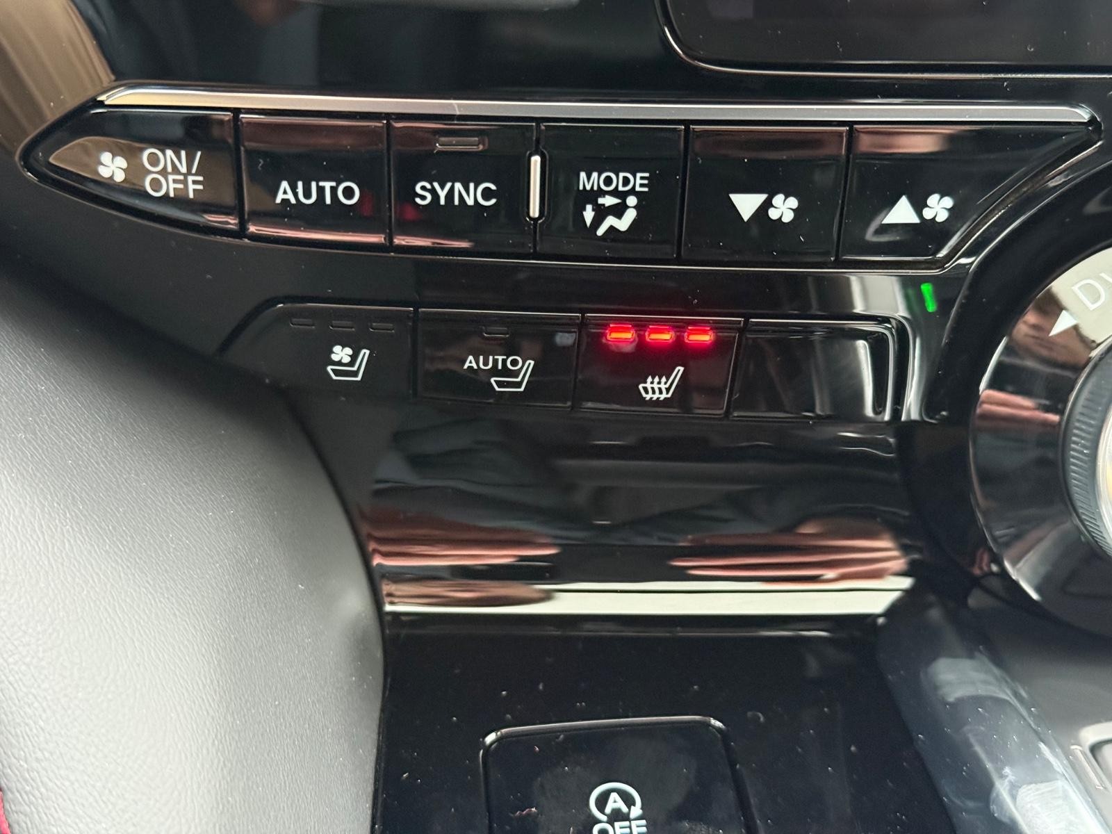 Acura MDX Vehicle Image 15