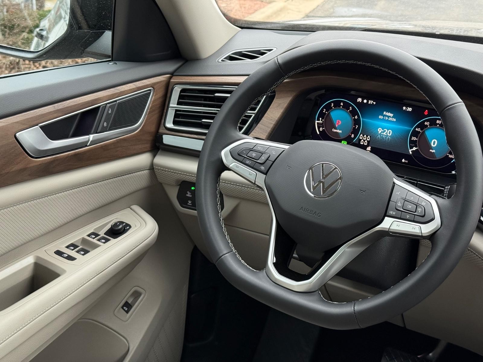 Volkswagen Atlas Vehicle Image 10