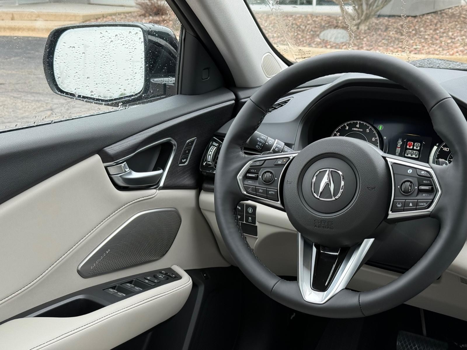 Acura RDX Vehicle Image 09