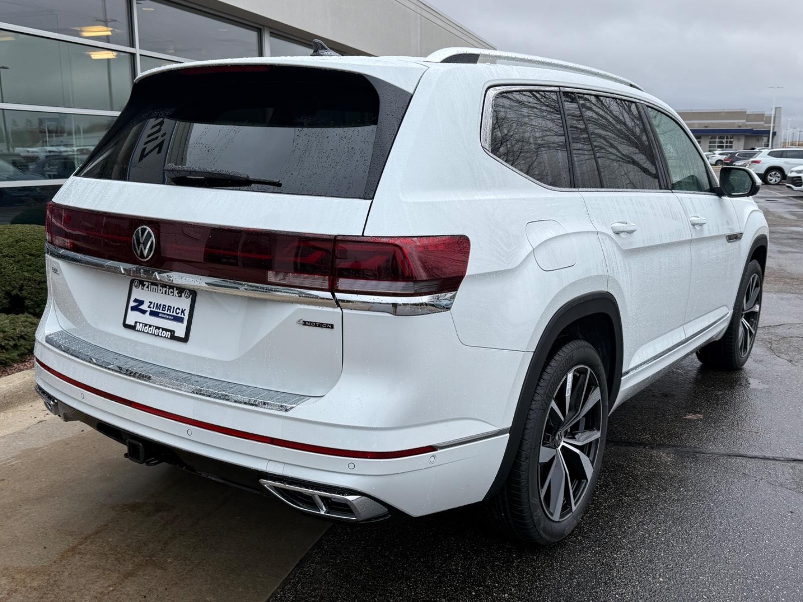 Volkswagen Atlas Vehicle Image 03