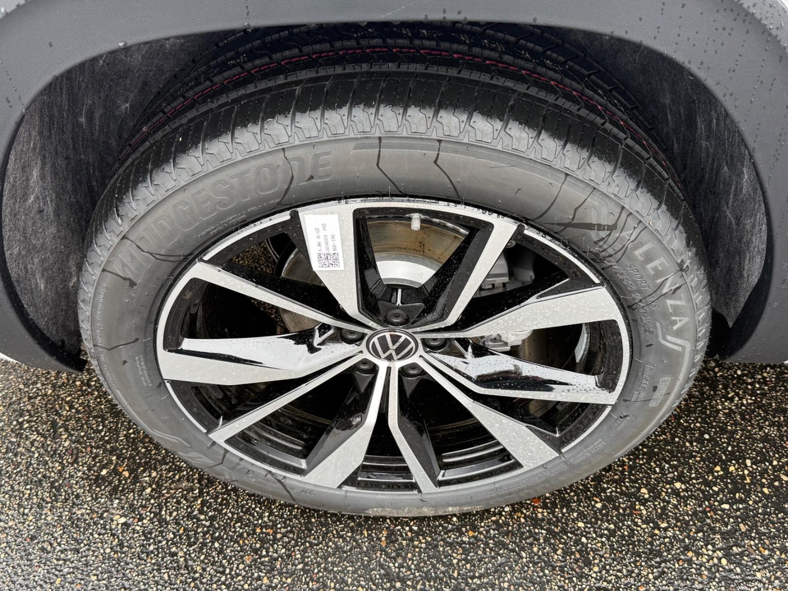 Volkswagen Atlas Vehicle Image 04