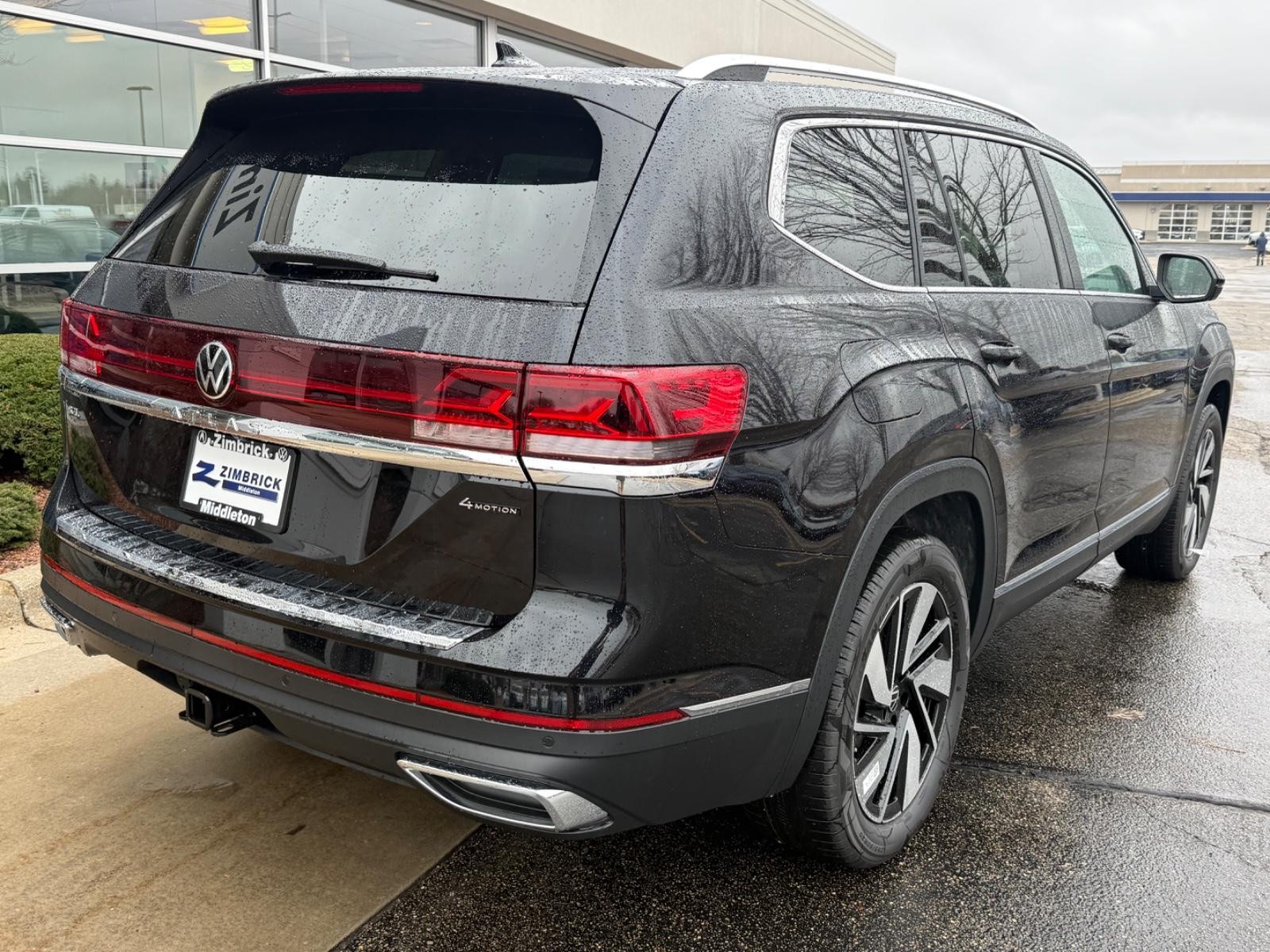Volkswagen Atlas Vehicle Image 03