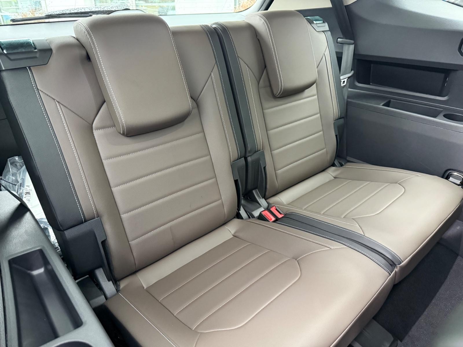 Volkswagen Atlas Vehicle Image 05