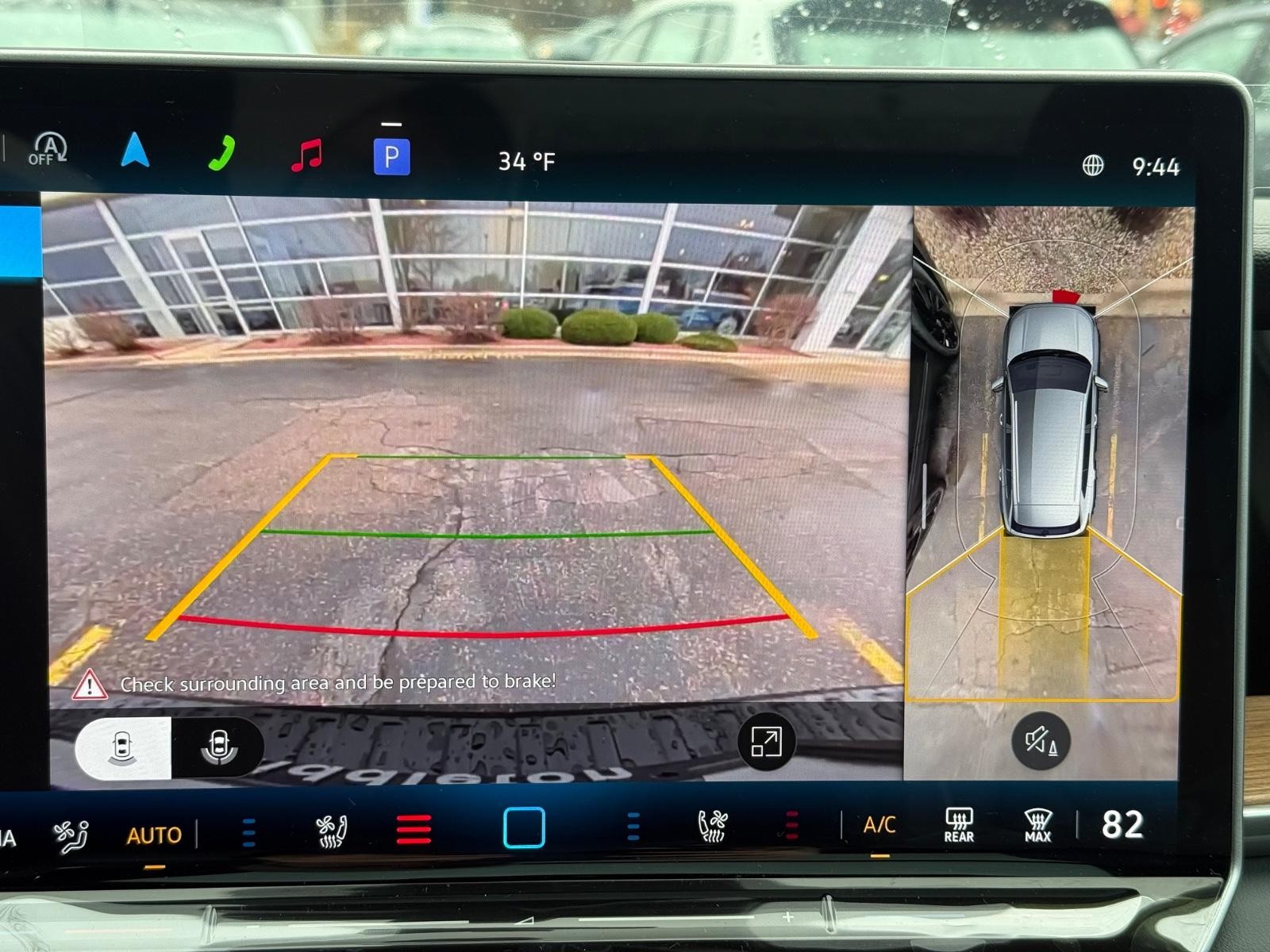 Volkswagen Tiguan Vehicle Image 13