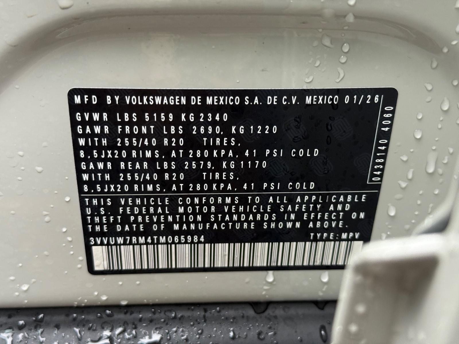 Volkswagen Tiguan Vehicle Image 17