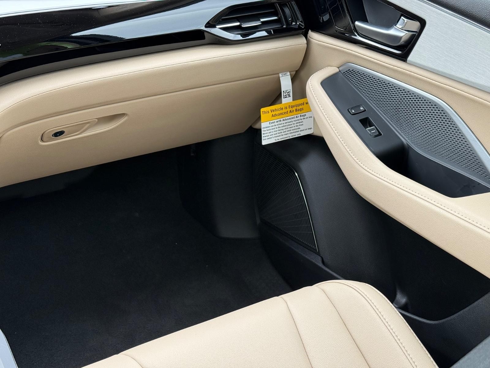 Acura MDX Vehicle Image 11