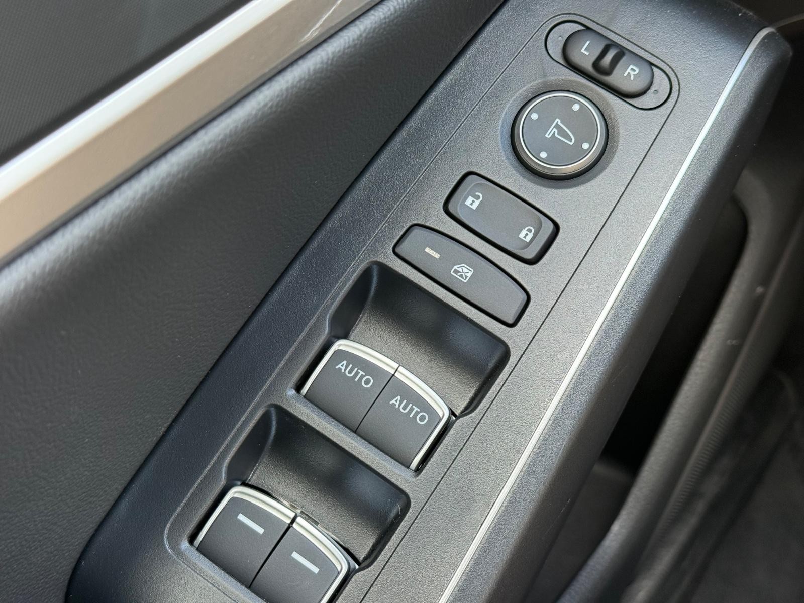 Acura Integra Vehicle Image 15