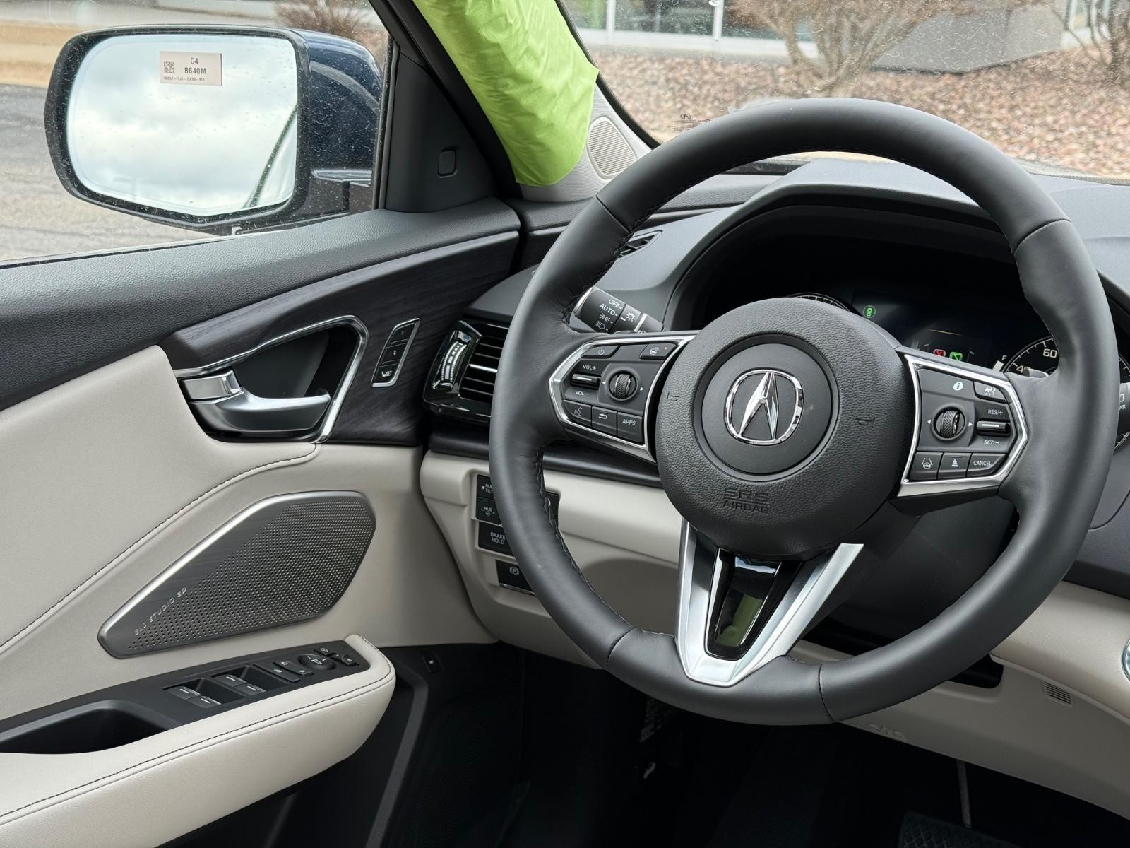 Acura RDX Vehicle Image 09