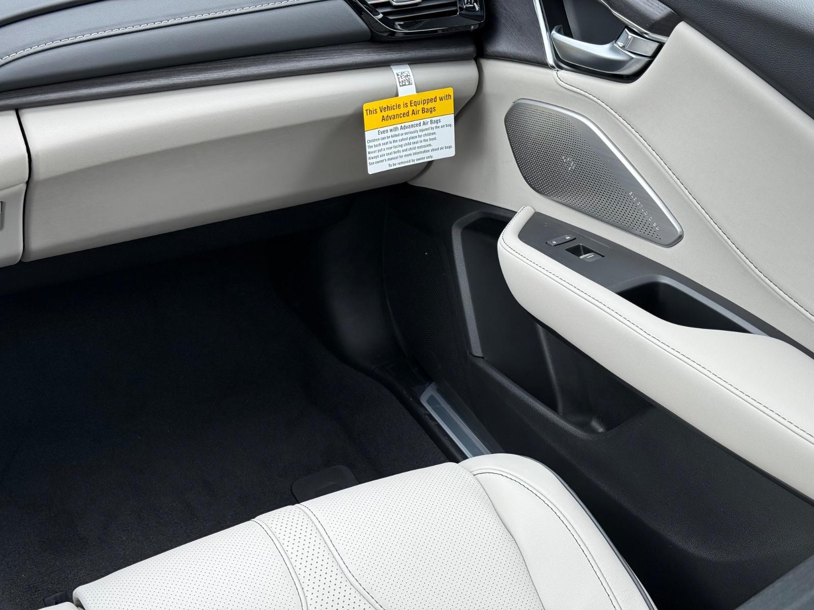 Acura RDX Vehicle Image 10