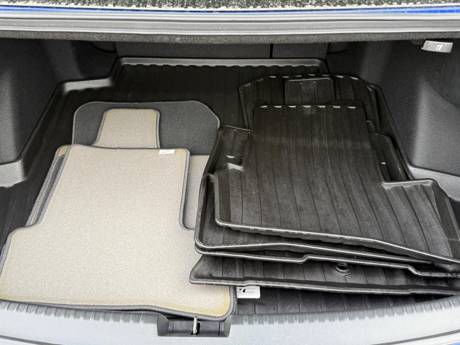 Acura TLX Vehicle Image 05