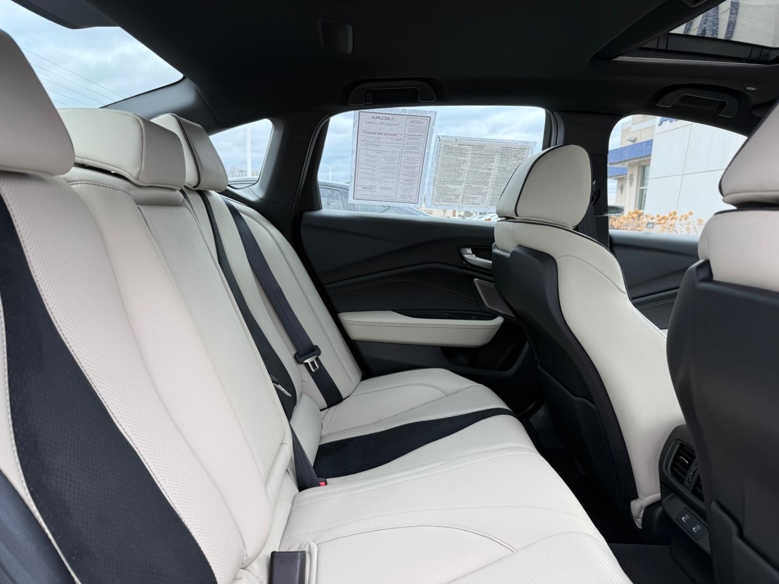 Acura TLX Vehicle Image 10