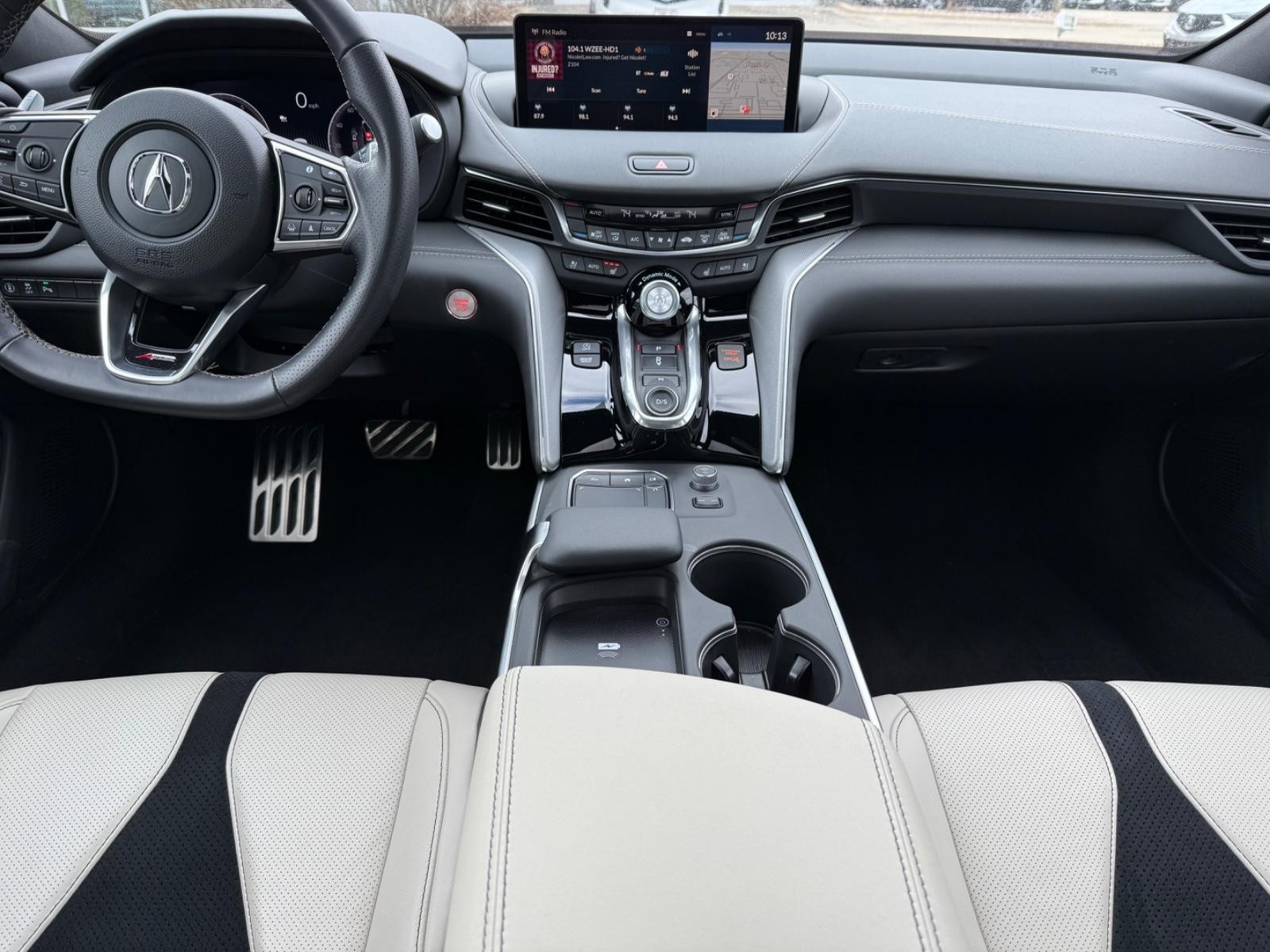 Acura TLX Vehicle Image 11