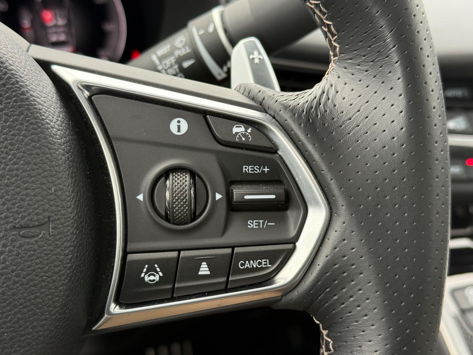 Acura TLX Vehicle Image 16