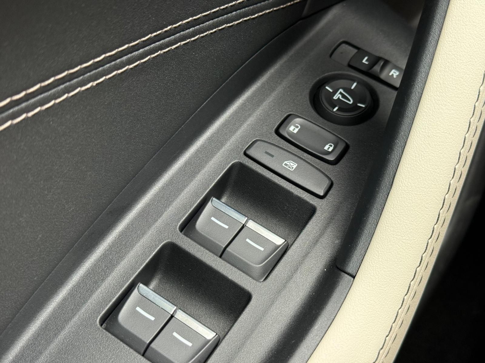 Acura TLX Vehicle Image 20