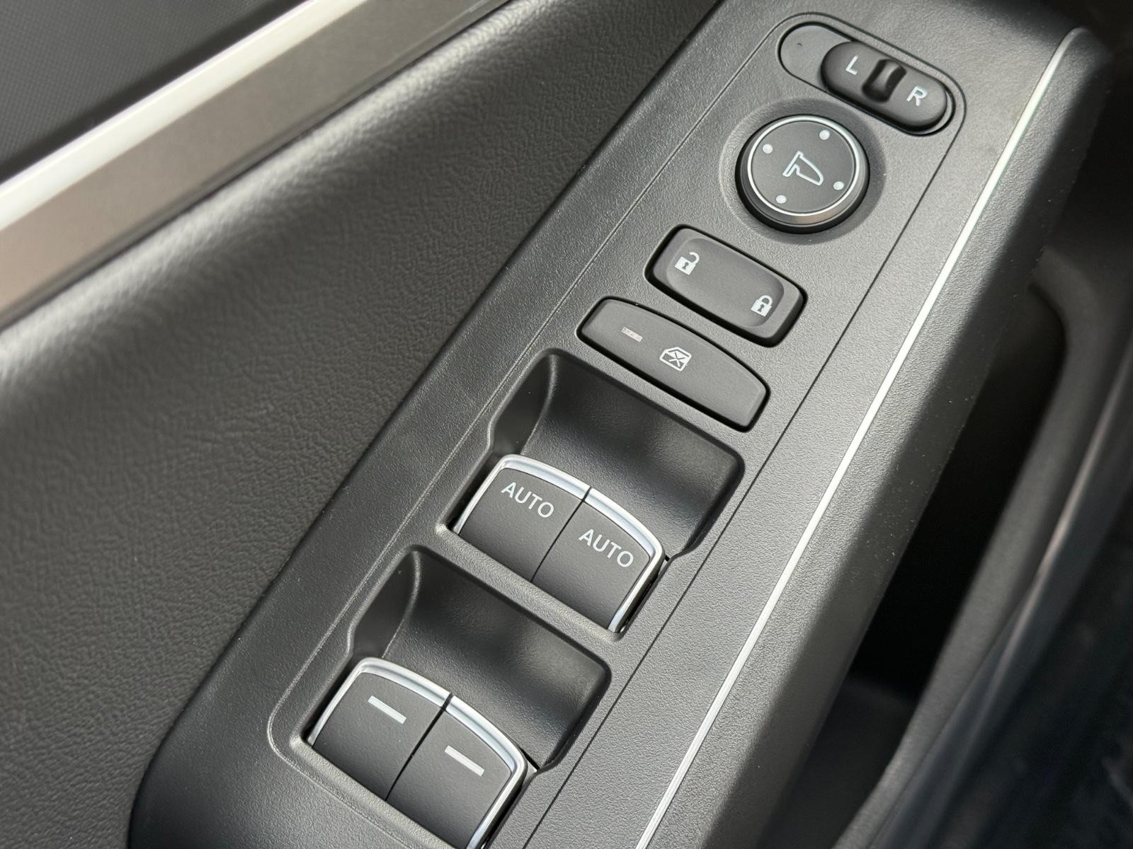 Acura Integra Vehicle Image 15