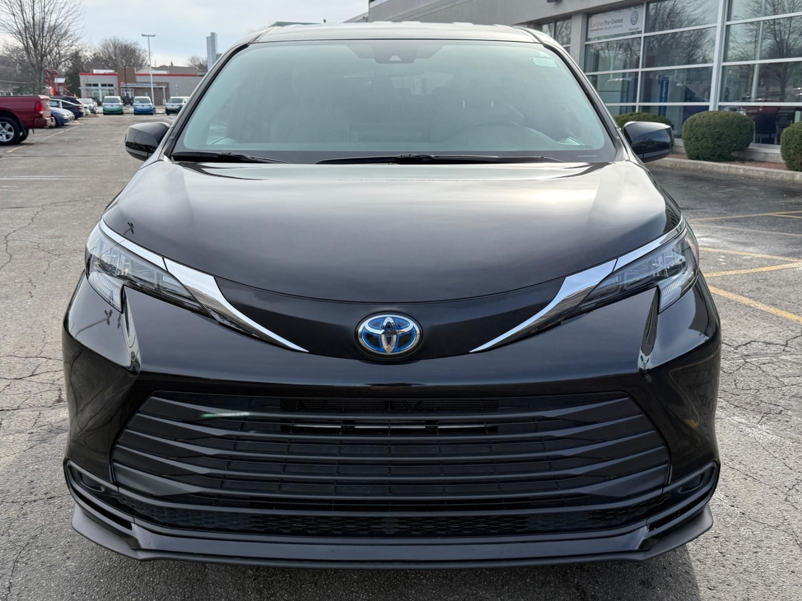 Toyota Sienna Vehicle Image 09