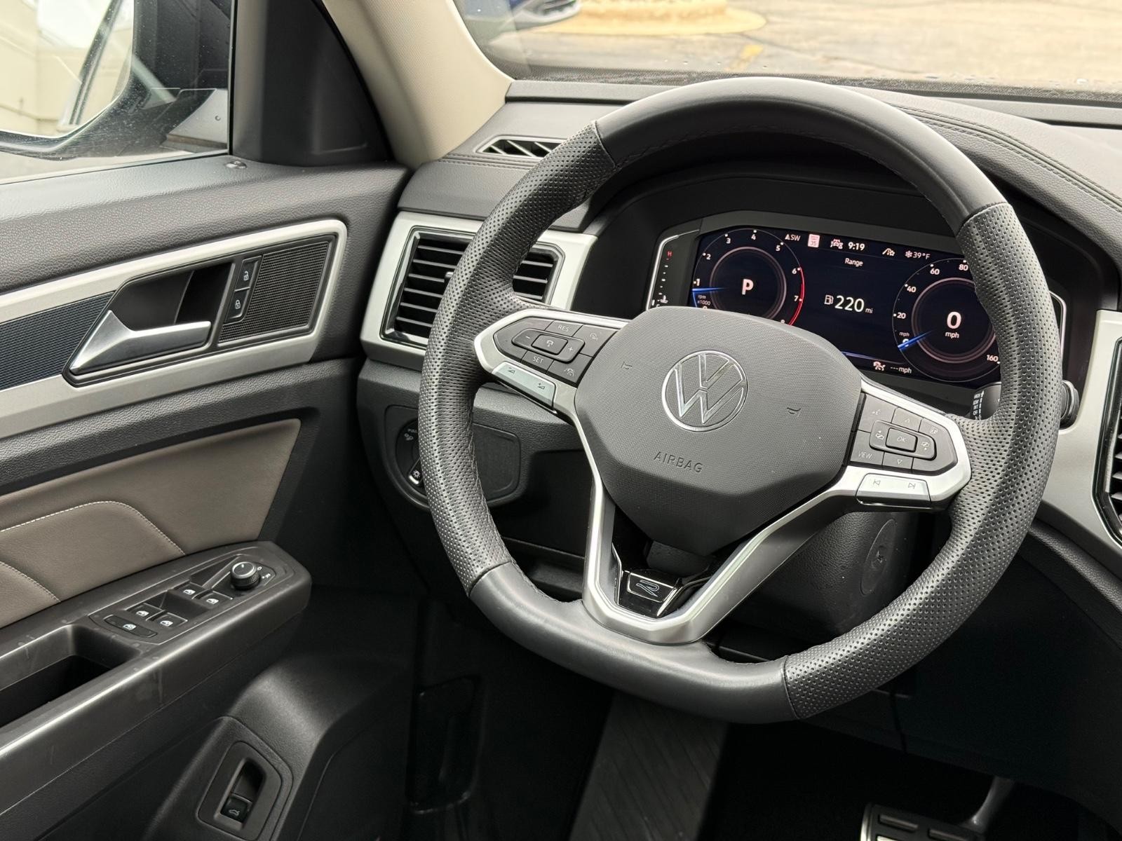 Volkswagen Atlas Vehicle Image 14