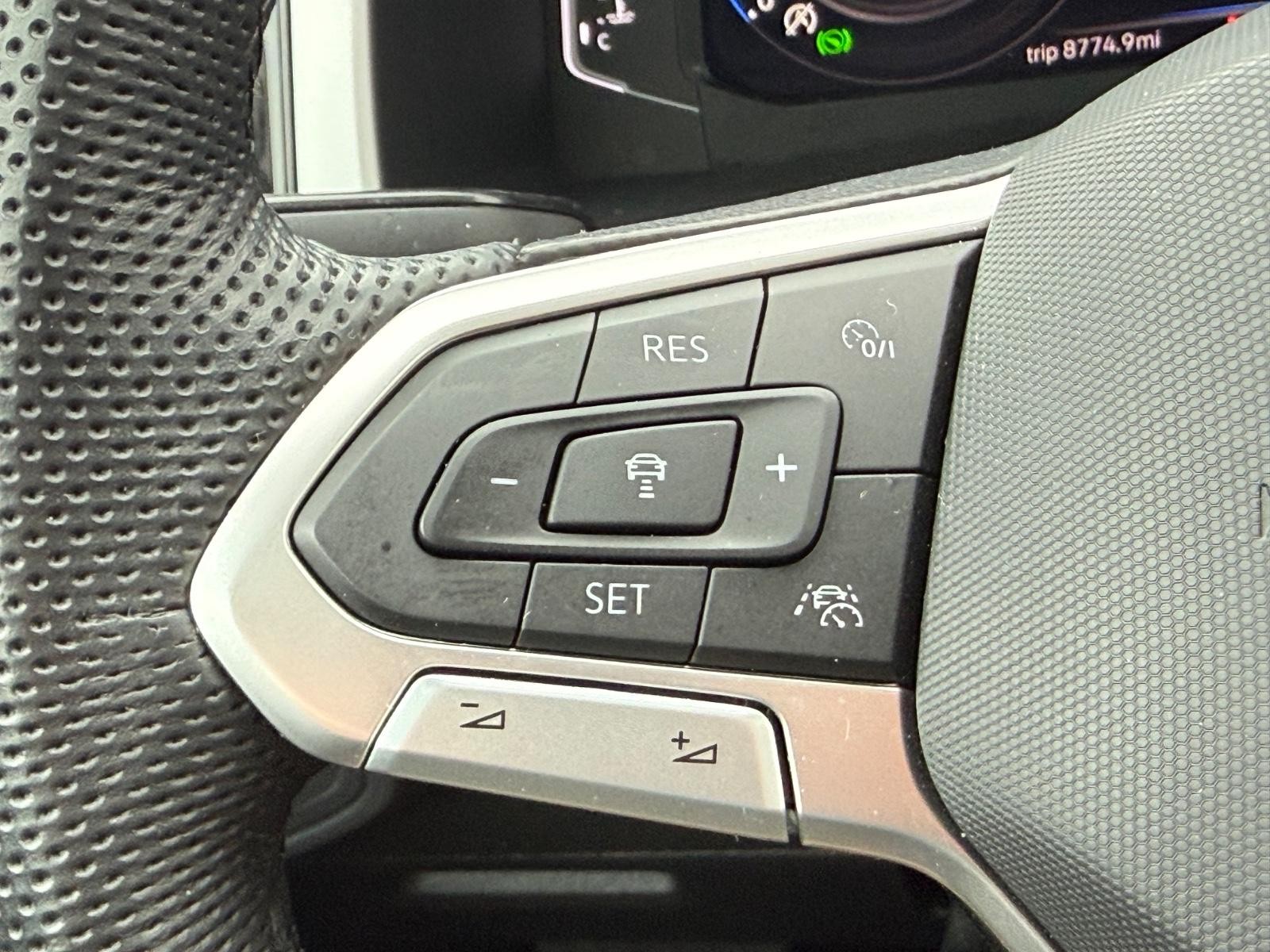 Volkswagen Atlas Vehicle Image 16