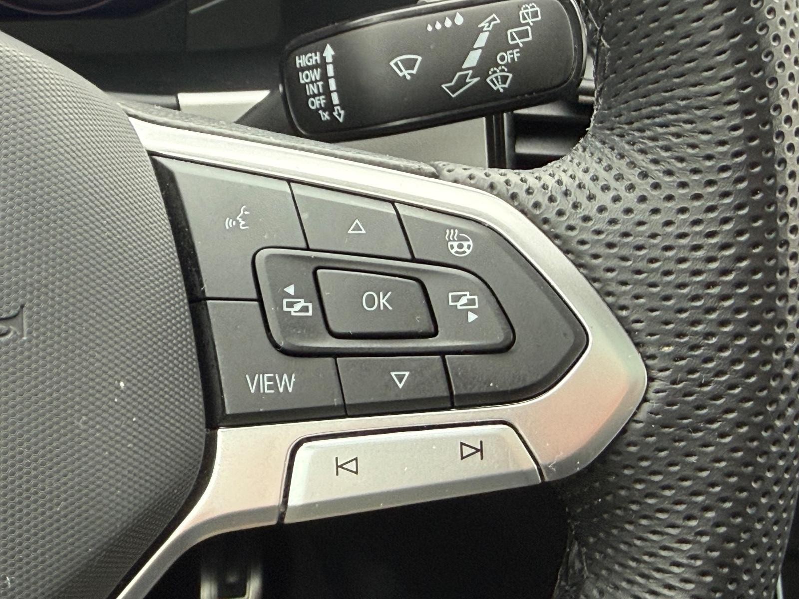 Volkswagen Atlas Vehicle Image 17