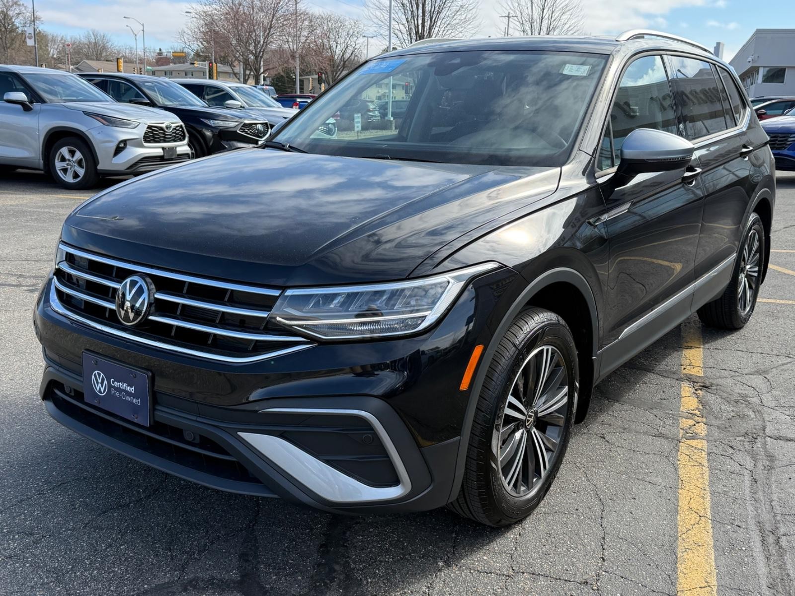Volkswagen Tiguan Vehicle Image 08