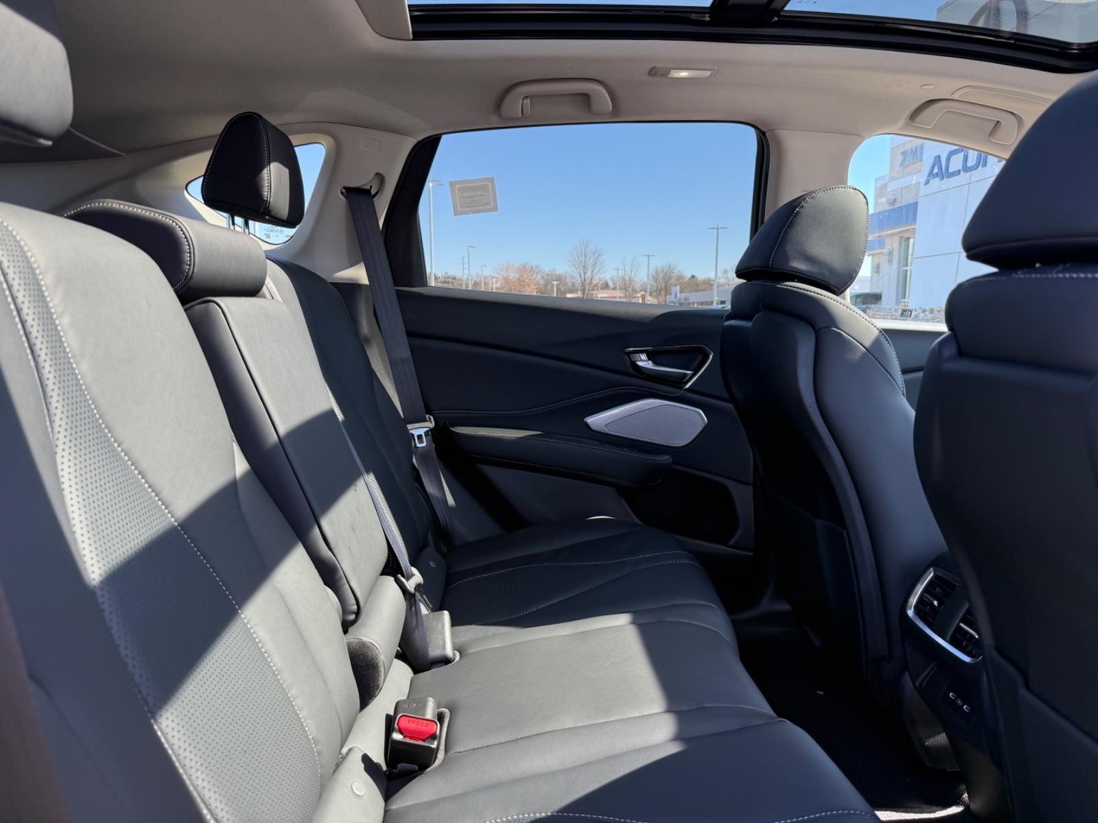 Acura RDX Vehicle Image 05