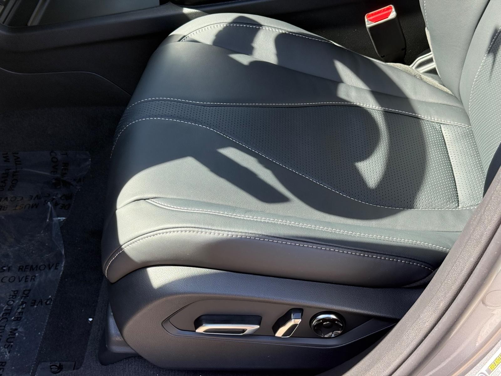 Acura RDX Vehicle Image 17