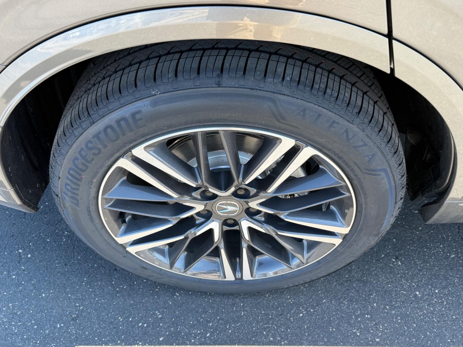 Acura MDX Vehicle Image 04