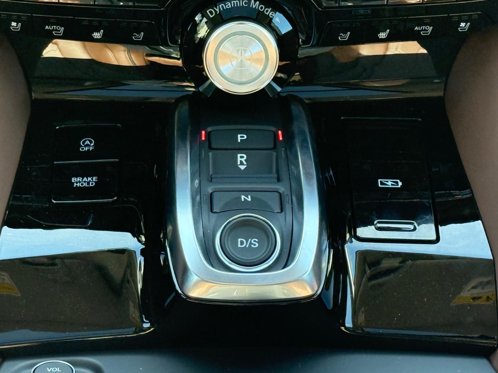 Acura MDX Vehicle Image 08