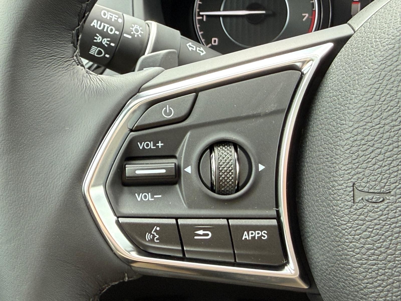 Acura RDX Vehicle Image 13
