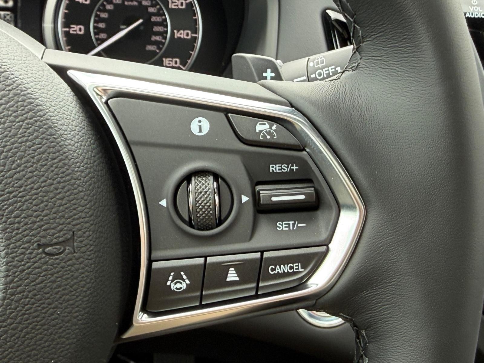 Acura RDX Vehicle Image 14