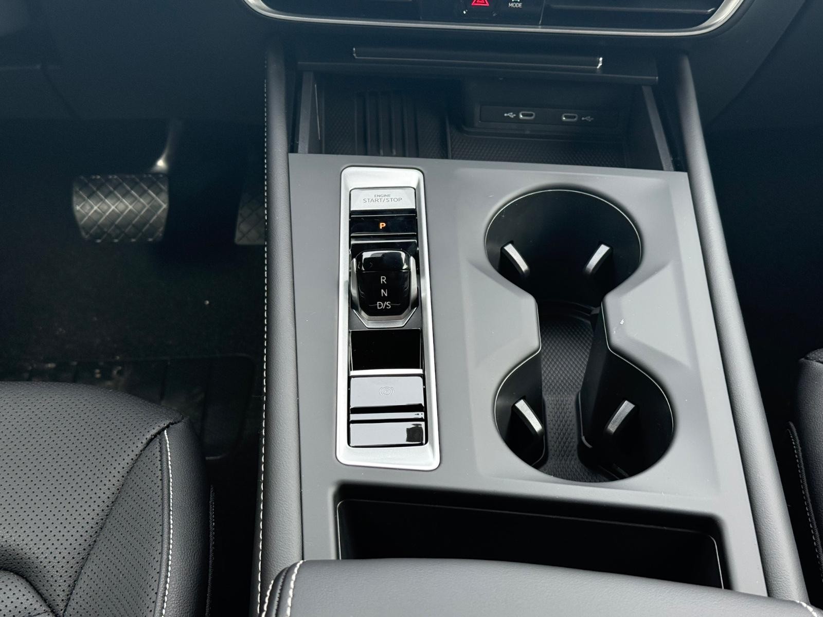 Volkswagen Atlas Vehicle Image 09