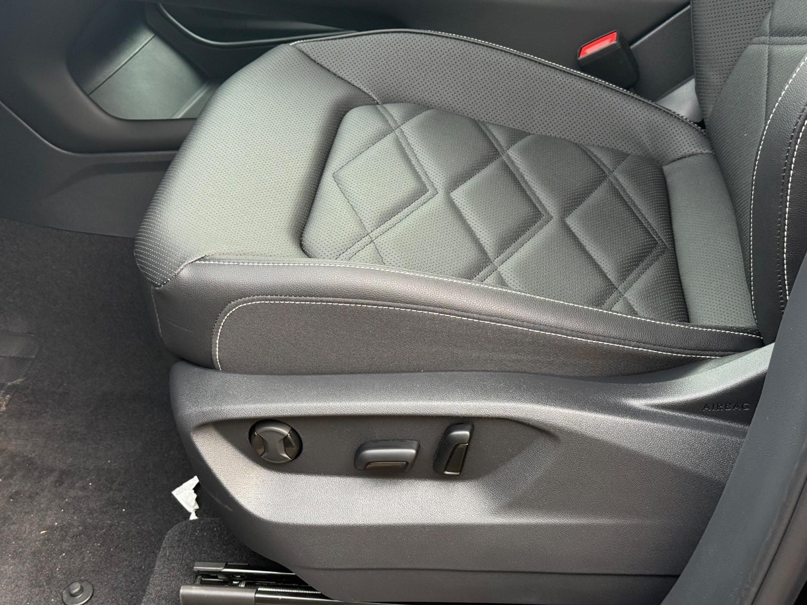 Volkswagen Atlas Vehicle Image 17