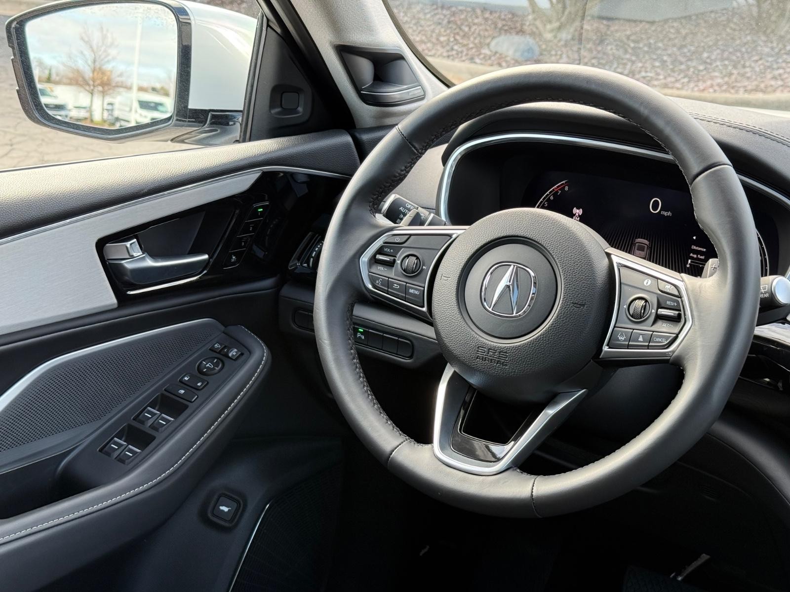 Acura MDX Vehicle Image 14